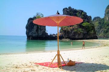 Hong Island Deluxe Tour by Longtail Boat from Krabi