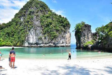 Hong Island Speed Boat Tour by Sea Eagle from Krabi