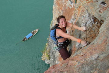 Rock Climbing Courses at Railay Beach in Krabi