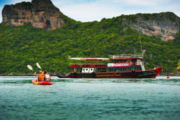Samui Island Tour to Angthong Marine Park by Big Boat with Kayaking