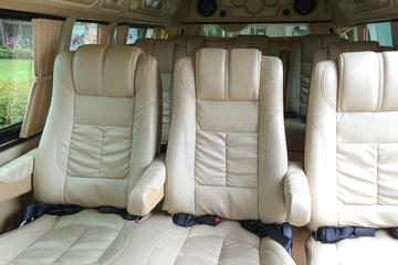 Private Bangkok Airport or Hotel Transfer for Small Group