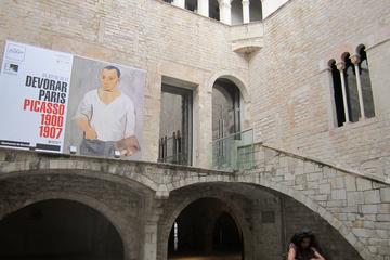 Art and Tapas Walking Tour in Barcelona