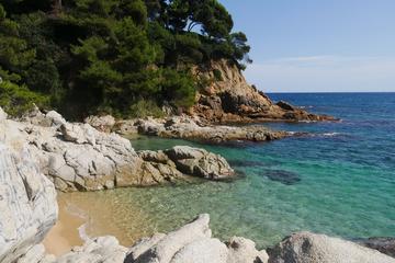 Private Costa Brava and Tossa Tour with hotel pick-up and Panoramic Boat Ride
