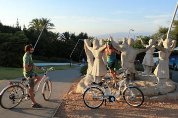 Private Electric Bike Guided Tour in Barcelona