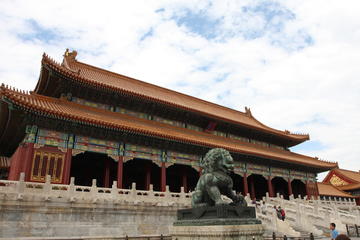 Discovery of Emperors Life & Loyal Eunuchs in the Forbidden City and Eunuch Tomb