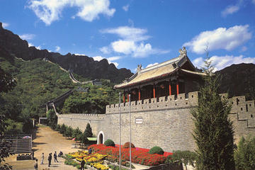 Private Full-Day Huangyaguan Great Wall Hiking Tour from Beijing