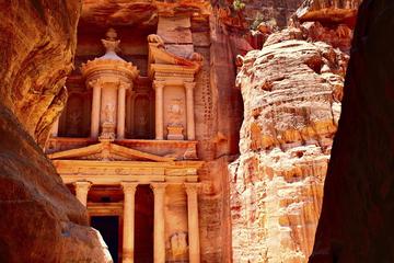 5-Day Jordan and Egypt: Petra and Giza Pyramids from Tel Aviv