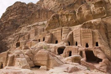 Private 2 Day Tour of Petra, Aqaba and Wadi Rum