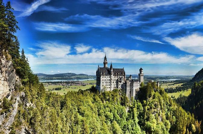 Neuschwanstein Castle, Lechfall and 3 Lakes bike tour