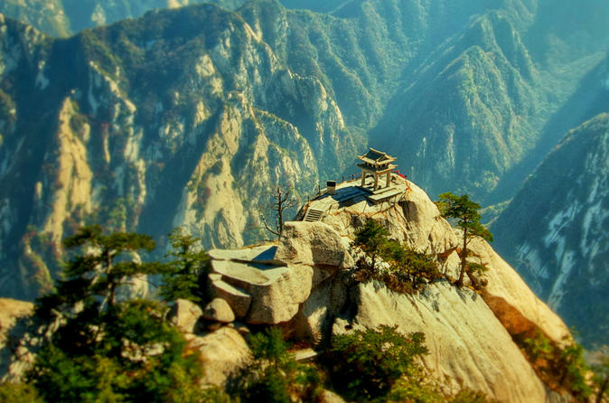 Xi'an Huashan Mountain Adventure Day Tour