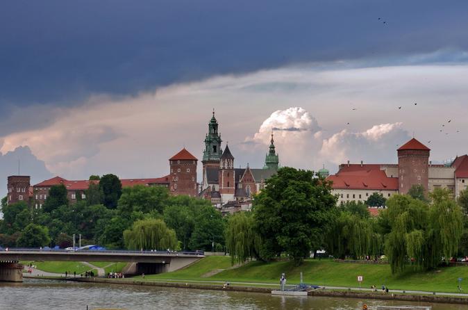 Boat trip on Vistula river in Cracow (30 min)