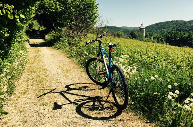Rakovica 5-Hour Countryside Bike Tour with Barac Caves