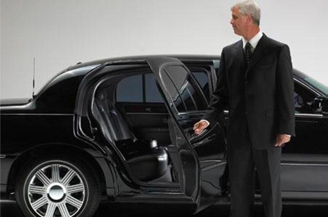 Private Departure Transfer Baku City Hotels to Baku Heydar Aliyev International Airport