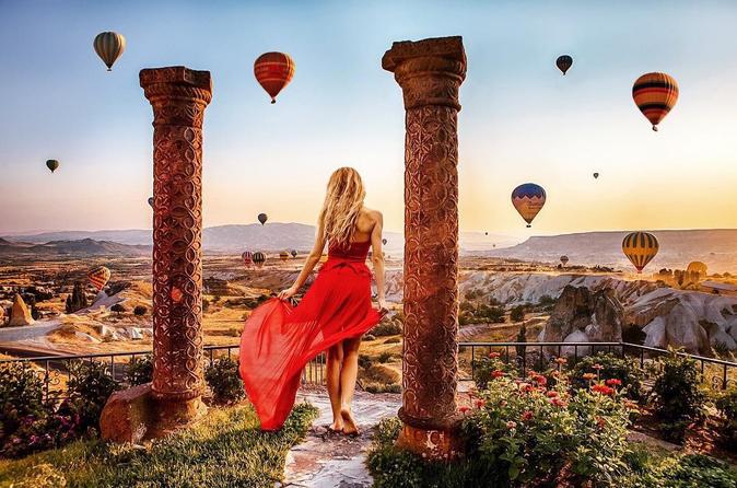 Pre-Sunrise Balloon Flight with Goreme Open-Air Museum and Underground City Tour