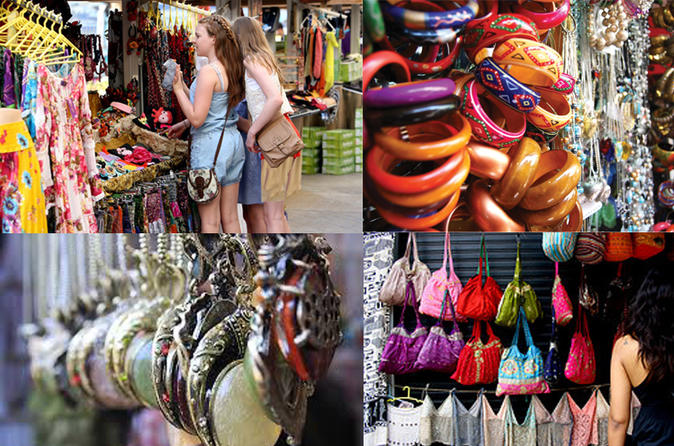 Foreign tourists shopping in Chandini Chawk Delhi