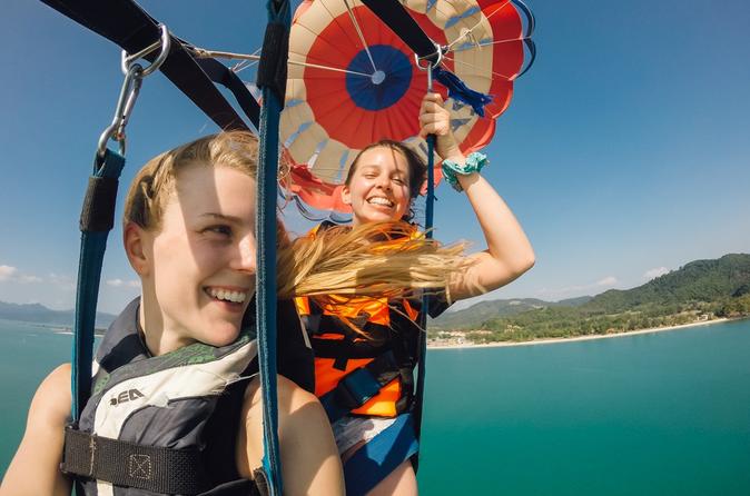 Deux grandes aventures : expérience de parachute ascensionnel et sortie shopping au départ de Punta Cana