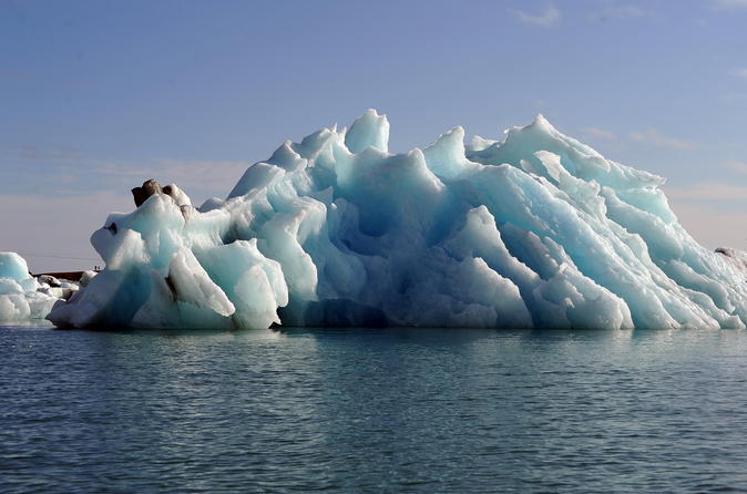 Jokulsarlon Lagoon and South Coast: Private Day Tour from Reykjavik