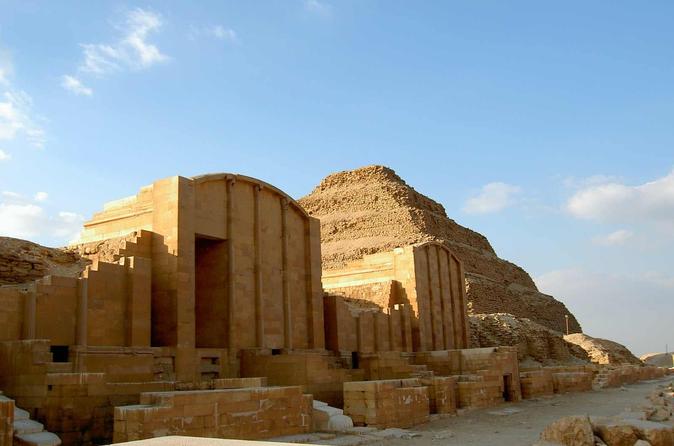 Private Day Tour to Pyramids Memphis and Sakkara from Alexandria