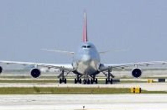 Guilin Shuttle Transfer: Airport to Hotel Roundtrip