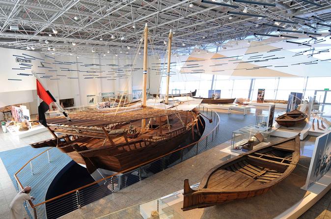Tour of Sharjah Aquarium and Maritime Museum