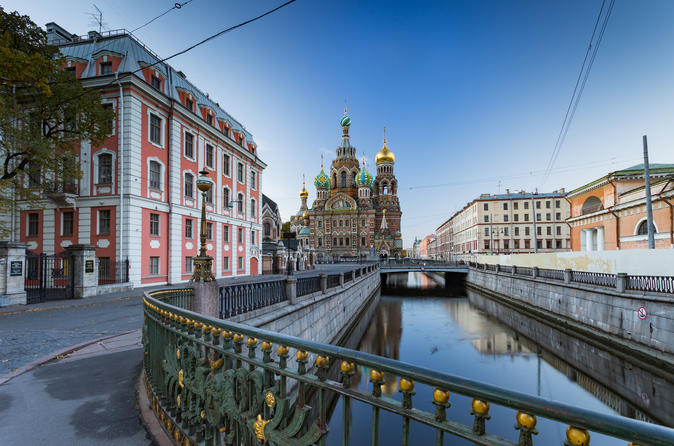 St. Petersburg Shore Excursion: One Day Highlights Tour