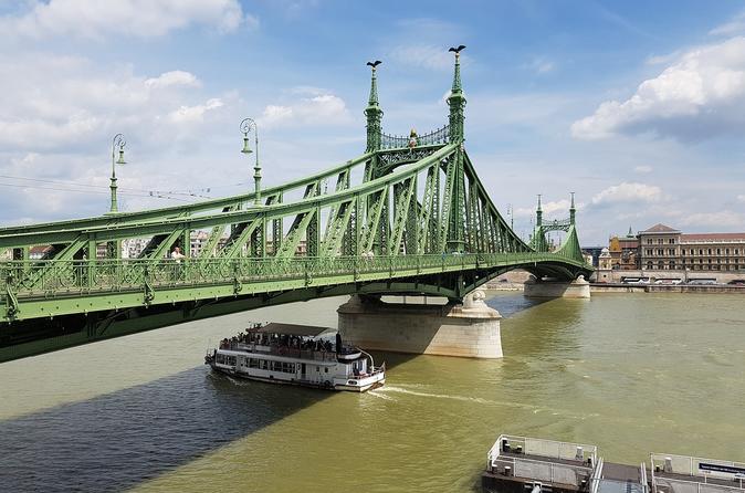 1-Hour River Cruise on the Danube
