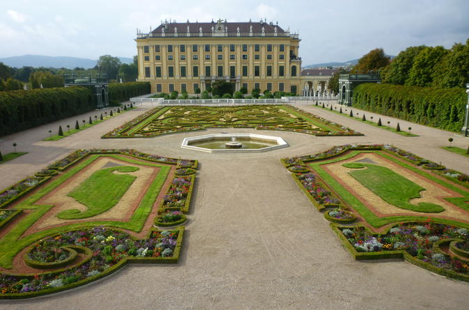 Resultado de imagen de jardines Schönbrunn viena