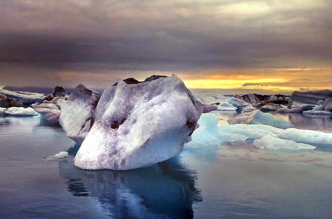 Guided glacier lagoon tour in reykjavik 526440