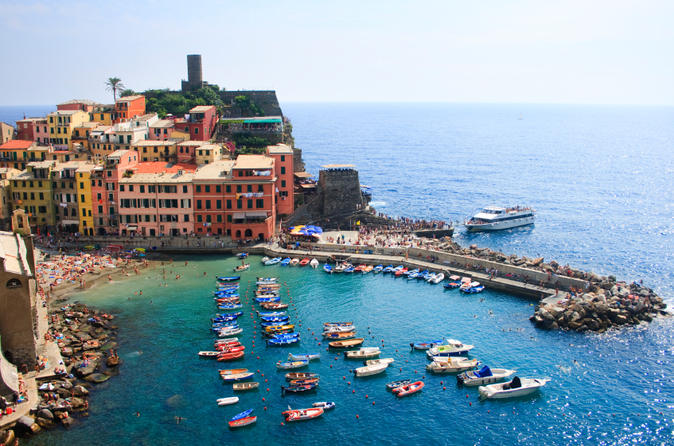 Cinque Terre Discovery on your own: Round Trip Bus Transport from Florence with Tour Escort aboard - Escorted Round Trip by Bus