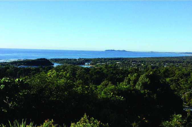 Byron Bay and Surrounds Tour Including Brunswick Heads River Cruise and Crystal Castle