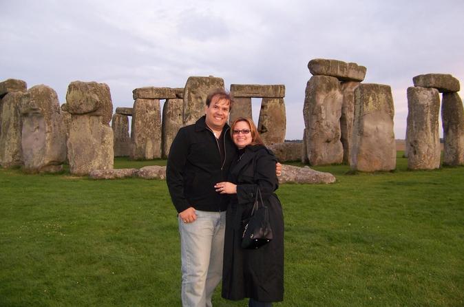 Heldagstur från London till Stonehenge med tillträde till den inre cirkeln samt Bath och Lacock