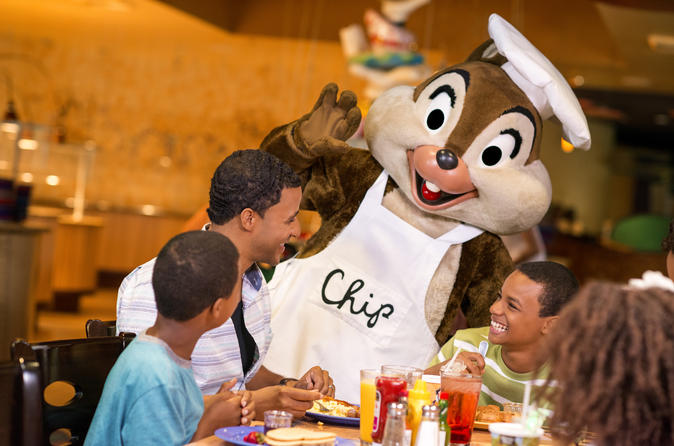 Disney character breakfast at chef mickey s disney contemporary resort in orlando 300039