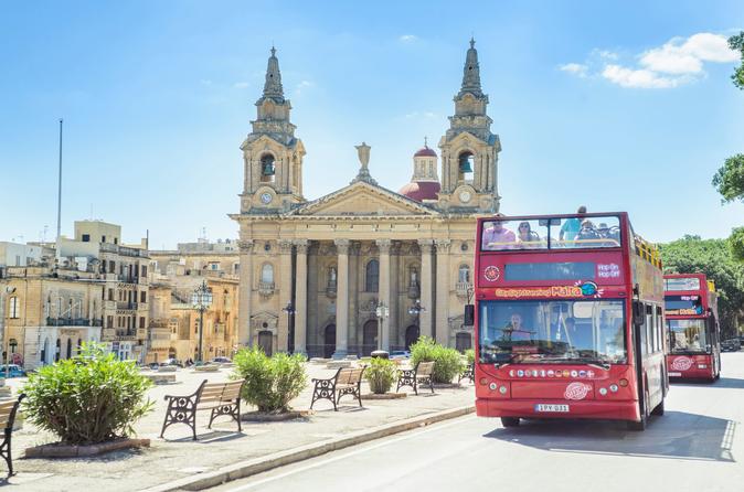 Excursion en bord de mer à Malte : circuit en bus à arrêts multiples dans la ville de Malte