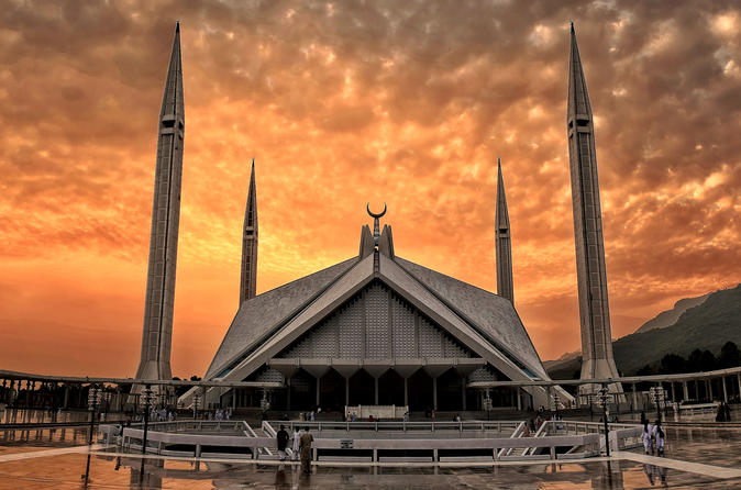 Layover in Islamabad