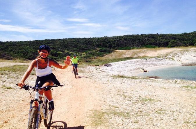 Kamenjak Peninsula Bike Tour and Optional Wine Tasting from Pula