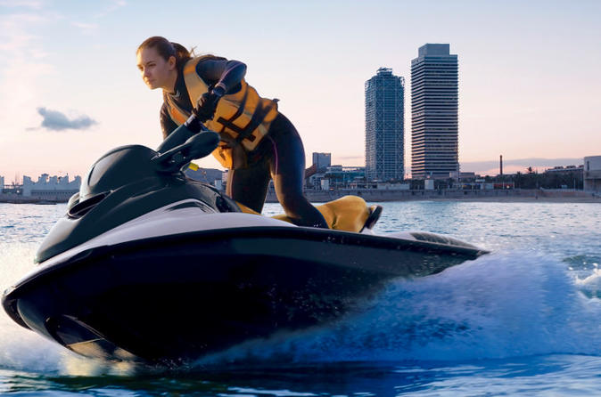 JET SKI EXPERIENCE ALONG THE MEDITERRANEAN