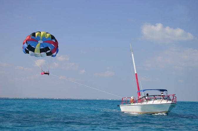 Cancun parasailing adventure in cancun 45201
