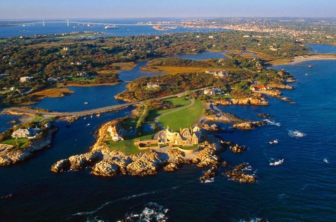 Newport Gilded Age Mansions Trolley Tour with Breakers Entry