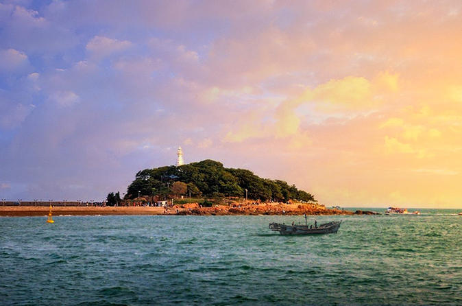 Private Day Tour of Qingdao City Highlights Including Lunch