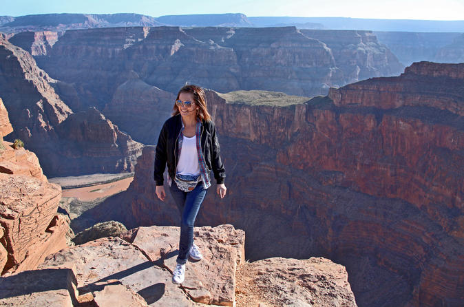 Tour di un giorno in volo e a terra al Grand Canyon West Rim, con Skywalk opzionale