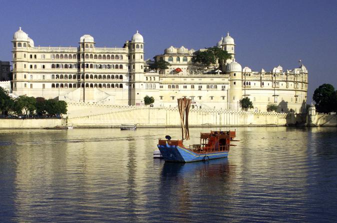 Udaipur Cruises, Sailing & Water Tours 