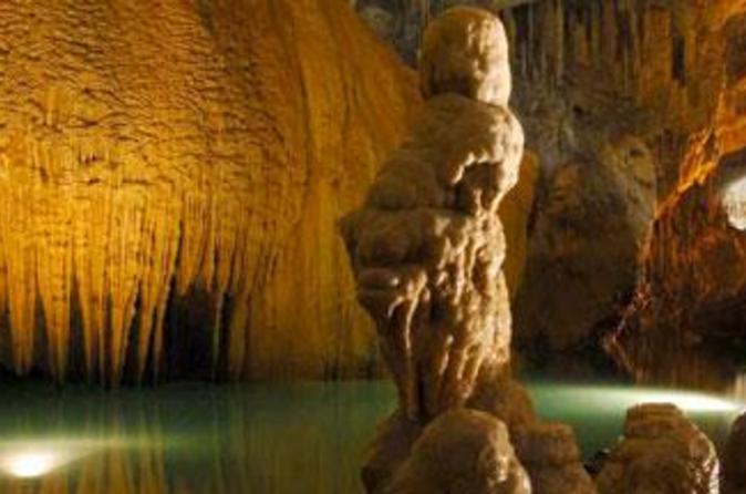 Beirut Super Saver: Beirut Historical Walking Tour plus Day Trip to Byblos, Jeita Grotto and Harissa