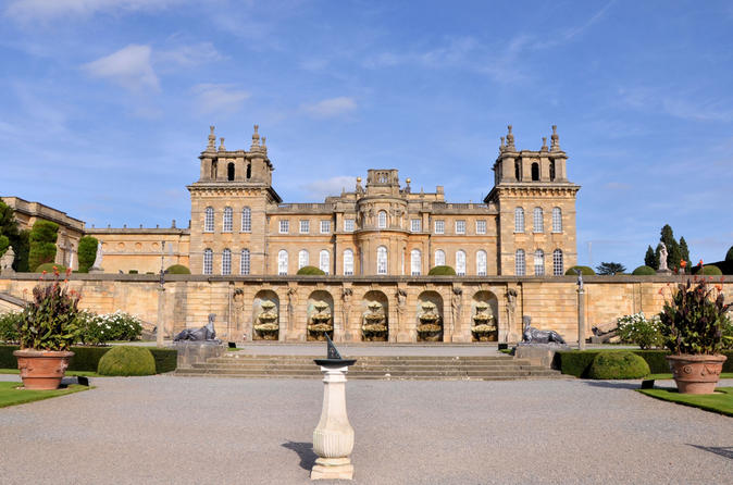 'Downton Abbey' TV Locations, Cotswolds and Blenheim Palace Tour from Oxford