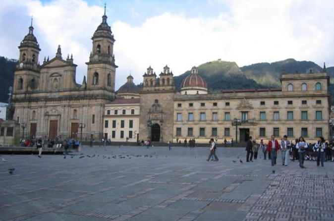 Besichtigung der Stadt Bogotá mit optionalem Mittagessen und Fahrt mit der Seilbahn