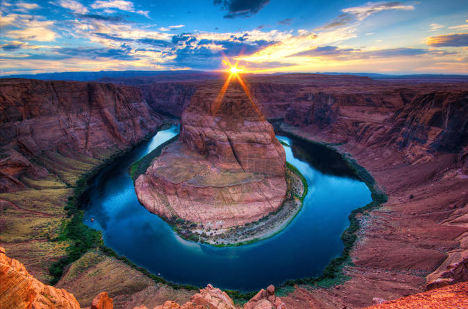 Hasil gambar untuk antelope canyon description