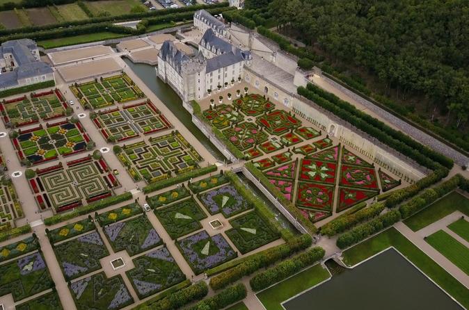 Small-Group Tour To Villandry, Vouvray & Lunch At A Private Chateau From Paris By TGV