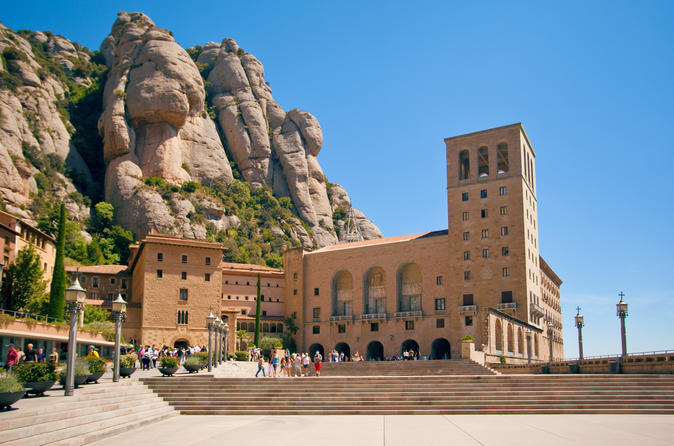 Barcelona and montserrat tour with skip the line park g ell entry in barcelona 242470