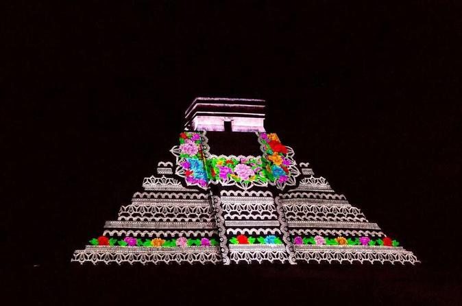 Chichén Itzá bei Nacht und Tag: Führung mit Archäologen, Mittagessen und Ton- und Lichtshow ab Playa del Carmen
