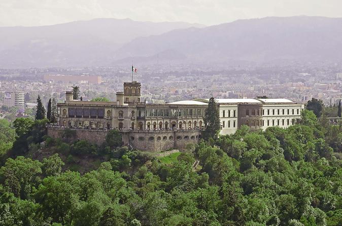 Viator Exclusive: Chapultepec Castle Early Access plus National Museum of Anthropology in Mexico City