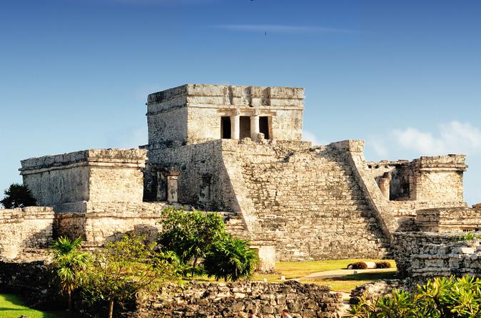Exclusivité Viator : accès de bonne heure aux Ruines de Tulum avec un Archéologue
